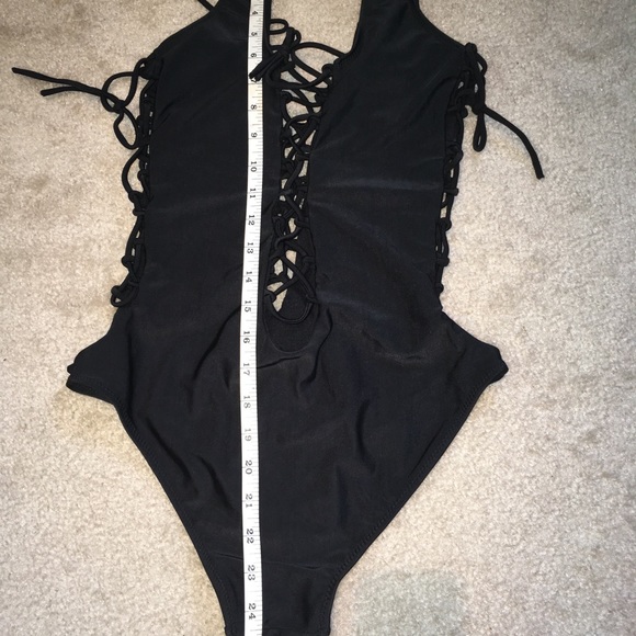 Sexy one piece NWOT - Picture 3 of 4